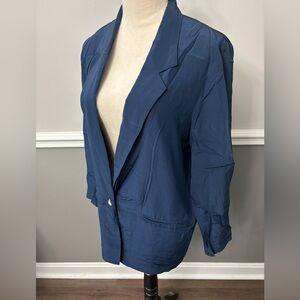 SILK Women's Lightweight 💯 SILK Blazer